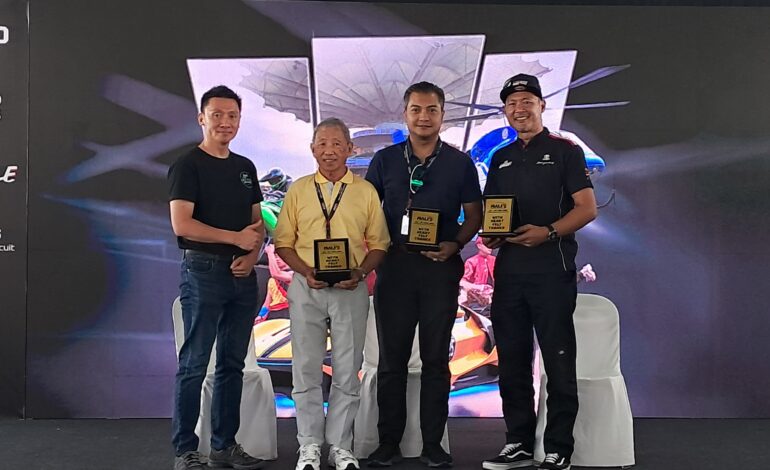 Lagenda perlumbaan negara meriahkan Festival Automotif di Sepang.