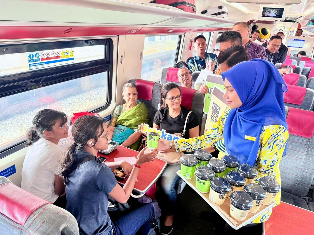 MAJLIS PERASMIAN RUBY LOUNGE STESEN BUTTERWORTH DAN EDARAN PEK CENDERAHATI SEMPENA HARI RAYA AIDILADHA