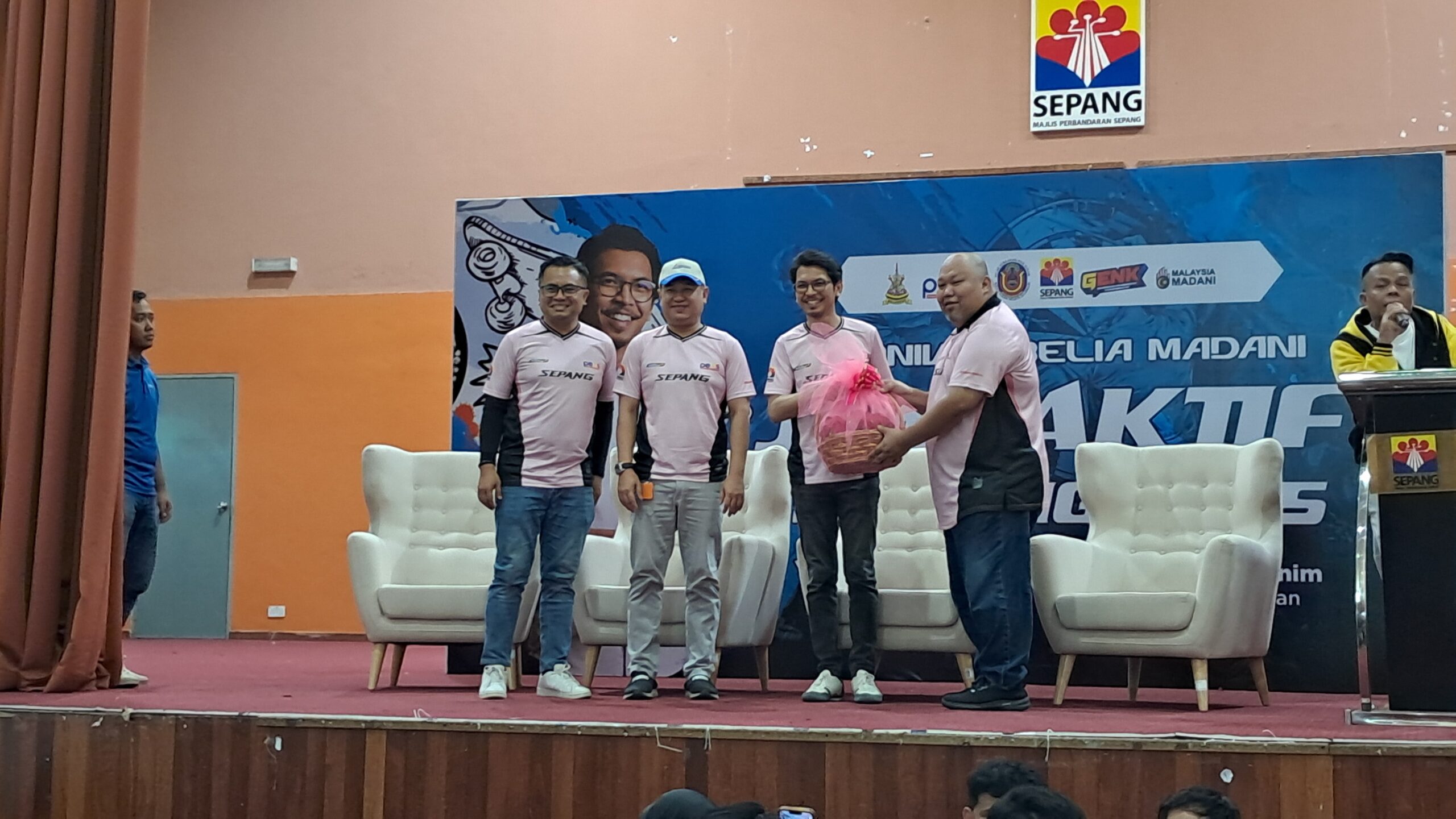 KARNIVAL BELIA MADANI ‘JOM AKTIF’ HEBATKAN SEPANG DENGAN 800+ PESERTA!