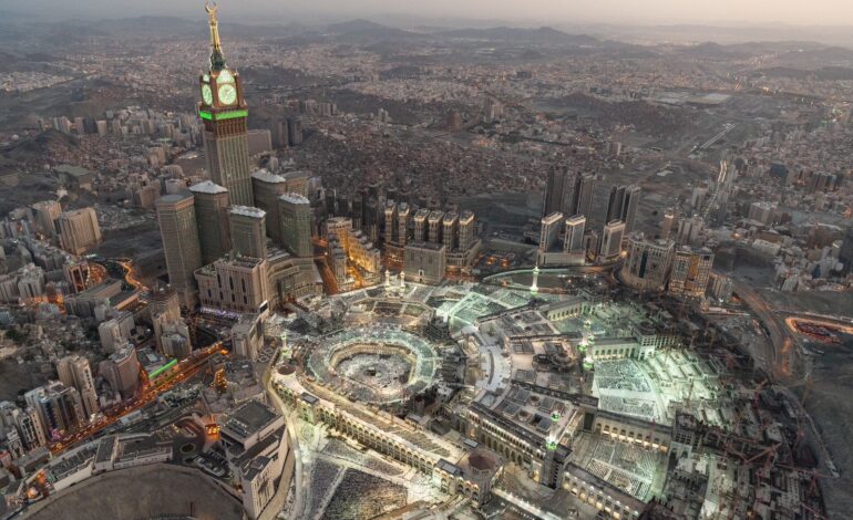 King Abdulaziz Foundation for Research and Archives organizes the “History of Hajj and the Two Holy Mosques” Forum in Jeddah as part of the Hajj Conference and Exhibition